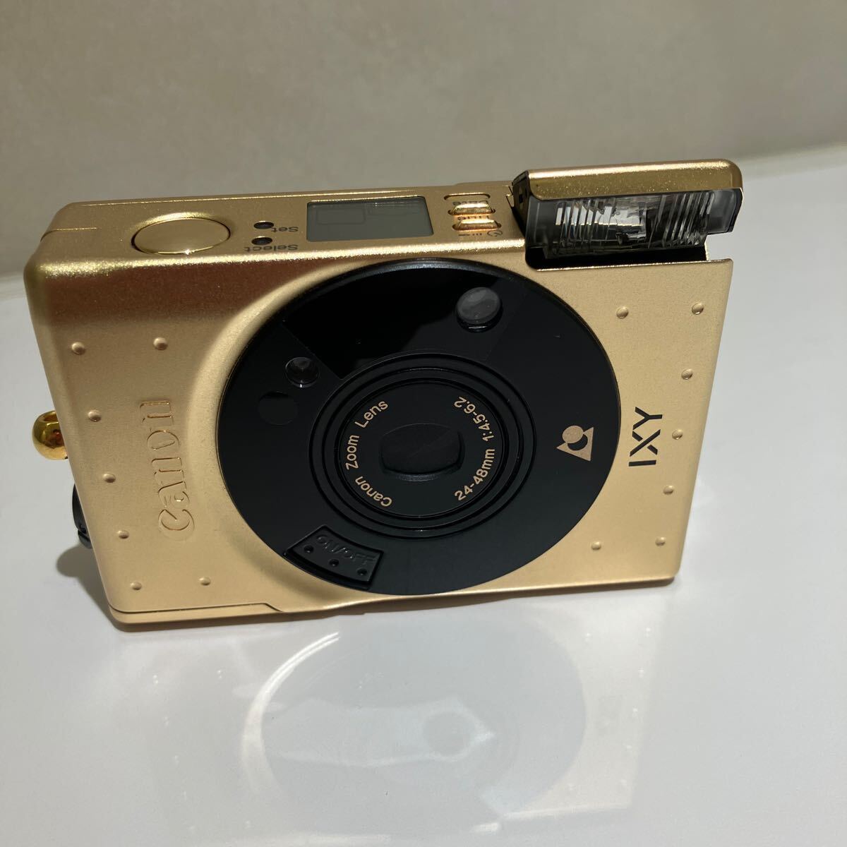 動作未確認現状品 未使用相当美品 Canon キャノン IXY240 limited version 60th anniversary ゴールド フィルムカメラ HON-Z-81同梱不可_画像5