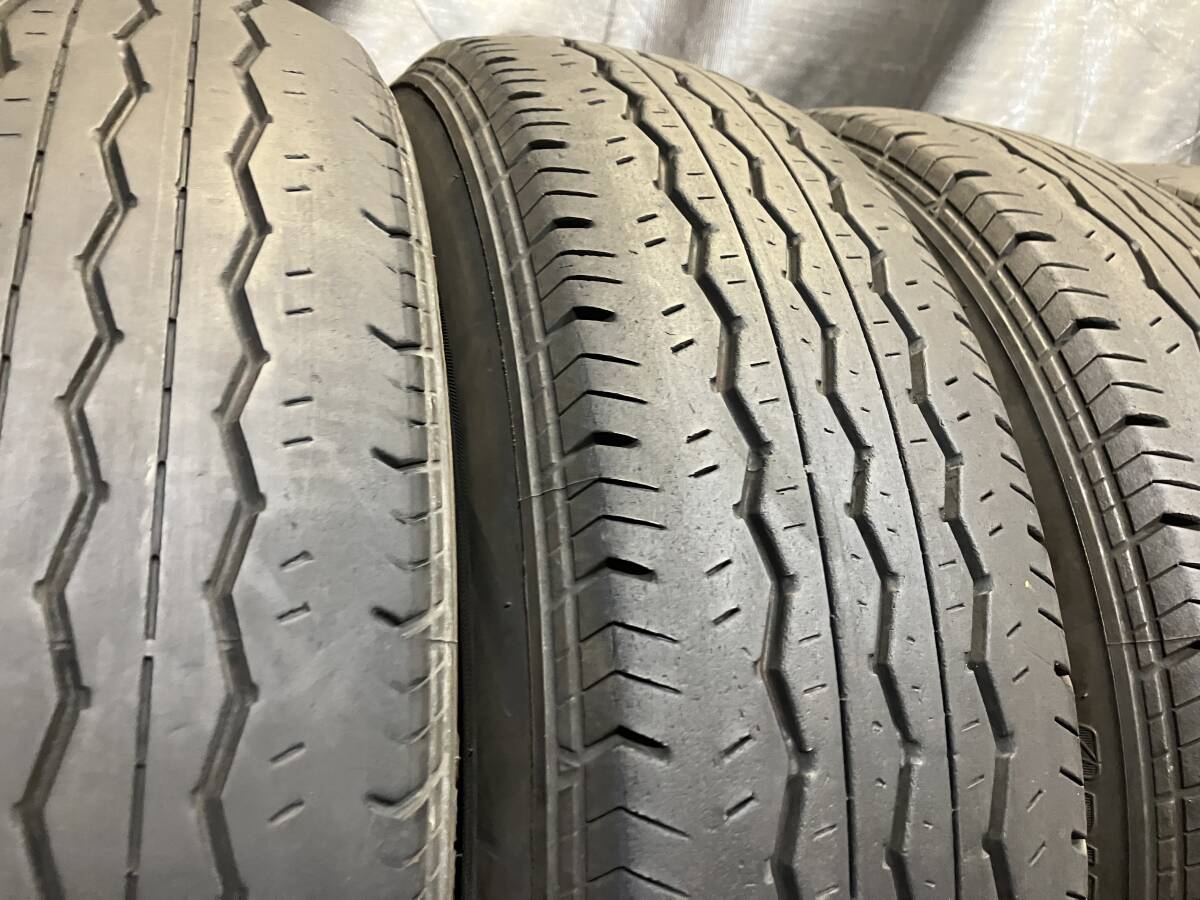 ブリヂストン 195/80R15 107/105L RD613 2本セット 中古タイヤ 2021年 195/80-15 キャラバン ハイエース_画像3