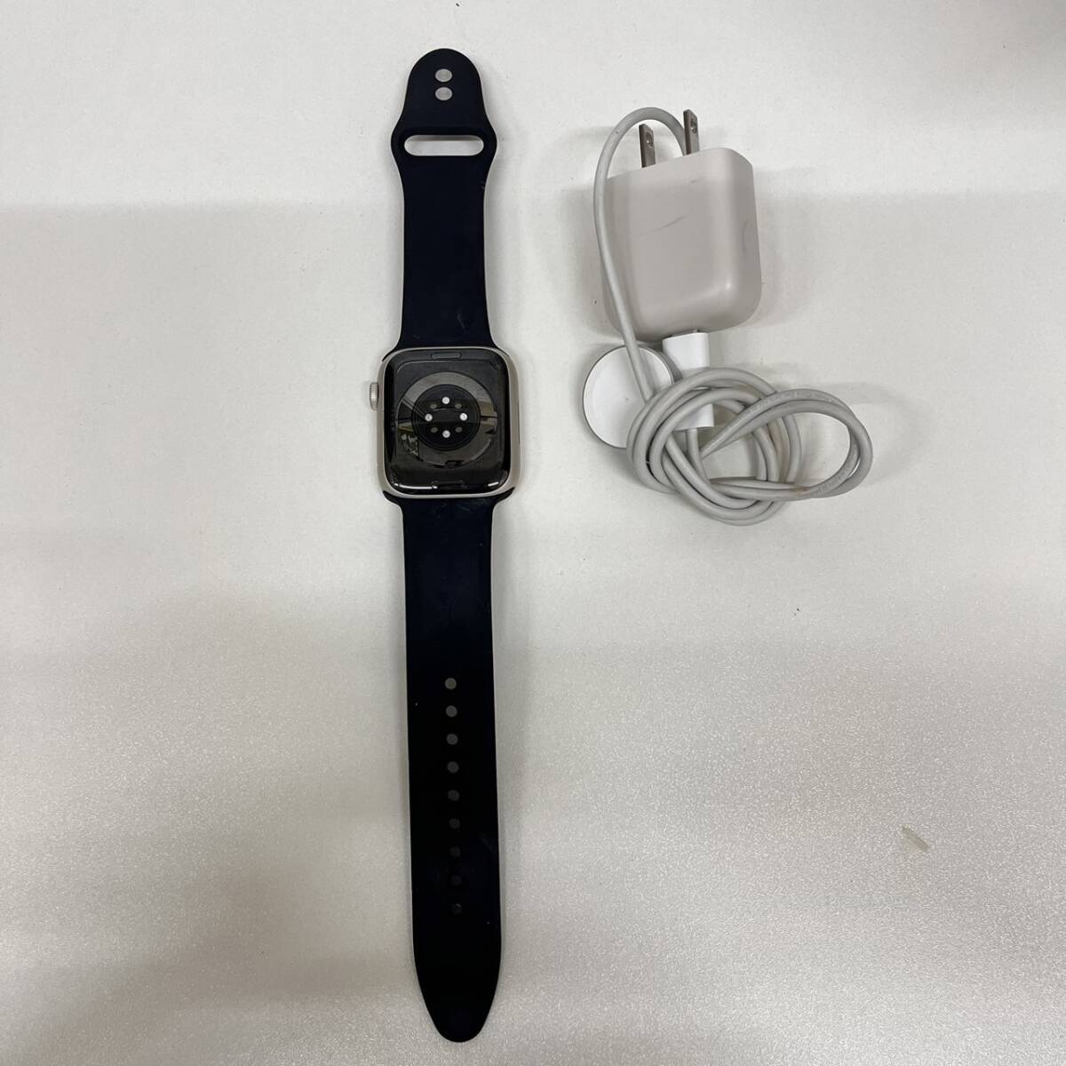 [C-24320]A2771 MSMK Apple Watch Series 8 WR-50M 45MM 32GB Apple watch charger body black operation verification ending present condition goods 