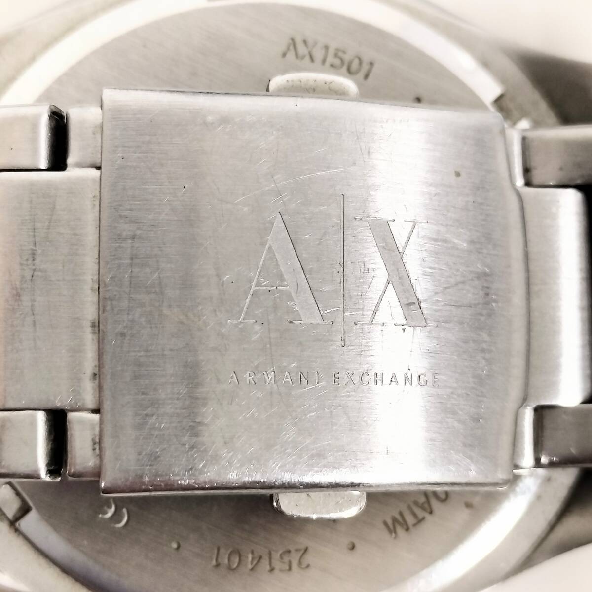 【F-14614】1円～ ARMANI EXCHANGE アルマーニ メンズ時計 AX1501 風防キズ有 不動品 ジャンク扱い AX エクスチェンジ_画像7