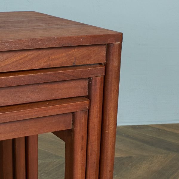 [72149]イギリス ヴィンテージ ネストテーブル チーク サイドテーブル ナイトテーブル 北欧 スタイル ローテーブル ビンテージ 木製_画像4