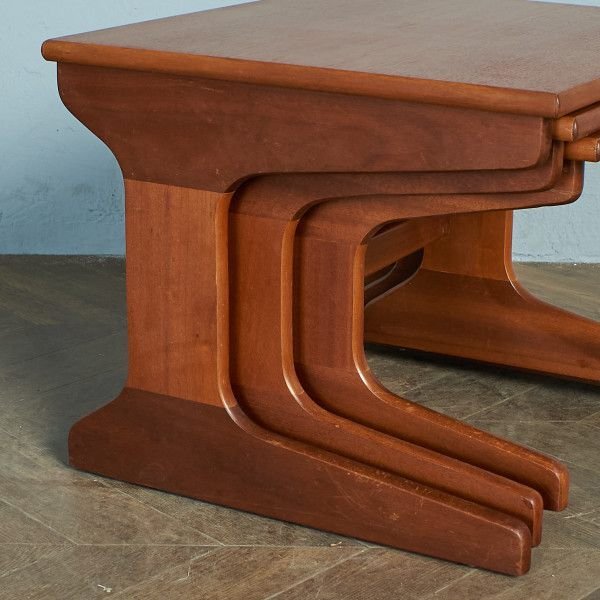 [78642]英国 ヴィンテージ ネストテーブル チーク サイドテーブル ナイトテーブル 北欧 スタイル ローテーブル ビンテージ 入れ子 木製_画像4