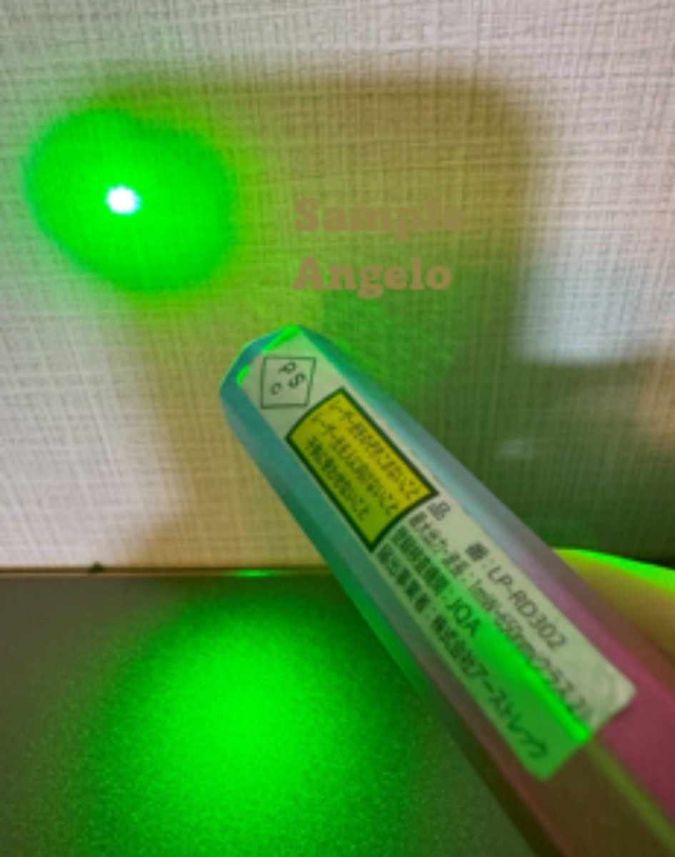 USB充電式　緑色レーザーポインター　強力光線　高評価　アウトドア　カラス撃退　ねこおもちゃ