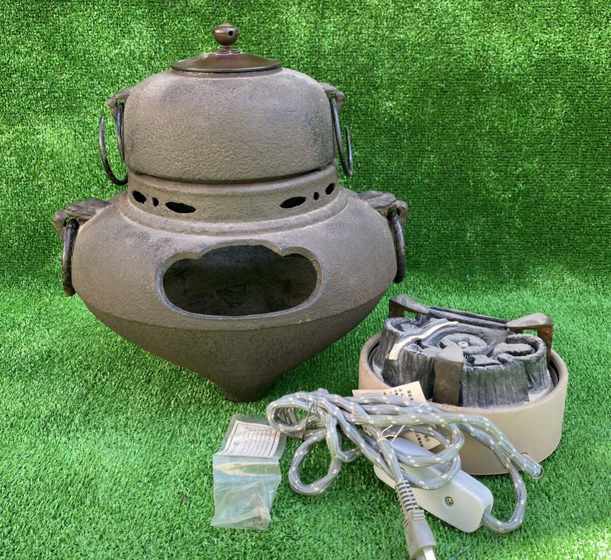野々田式炭型電熱器+茶釜 風炉セット 茶道具 茶器 鉄釜 動作確認済みの画像1