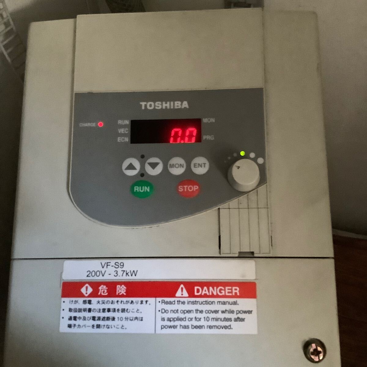 東芝 インバーター 3、7kwVFS9-2037PM -AN 中古品現状渡し品です。一般通電まで済みです。_画像2