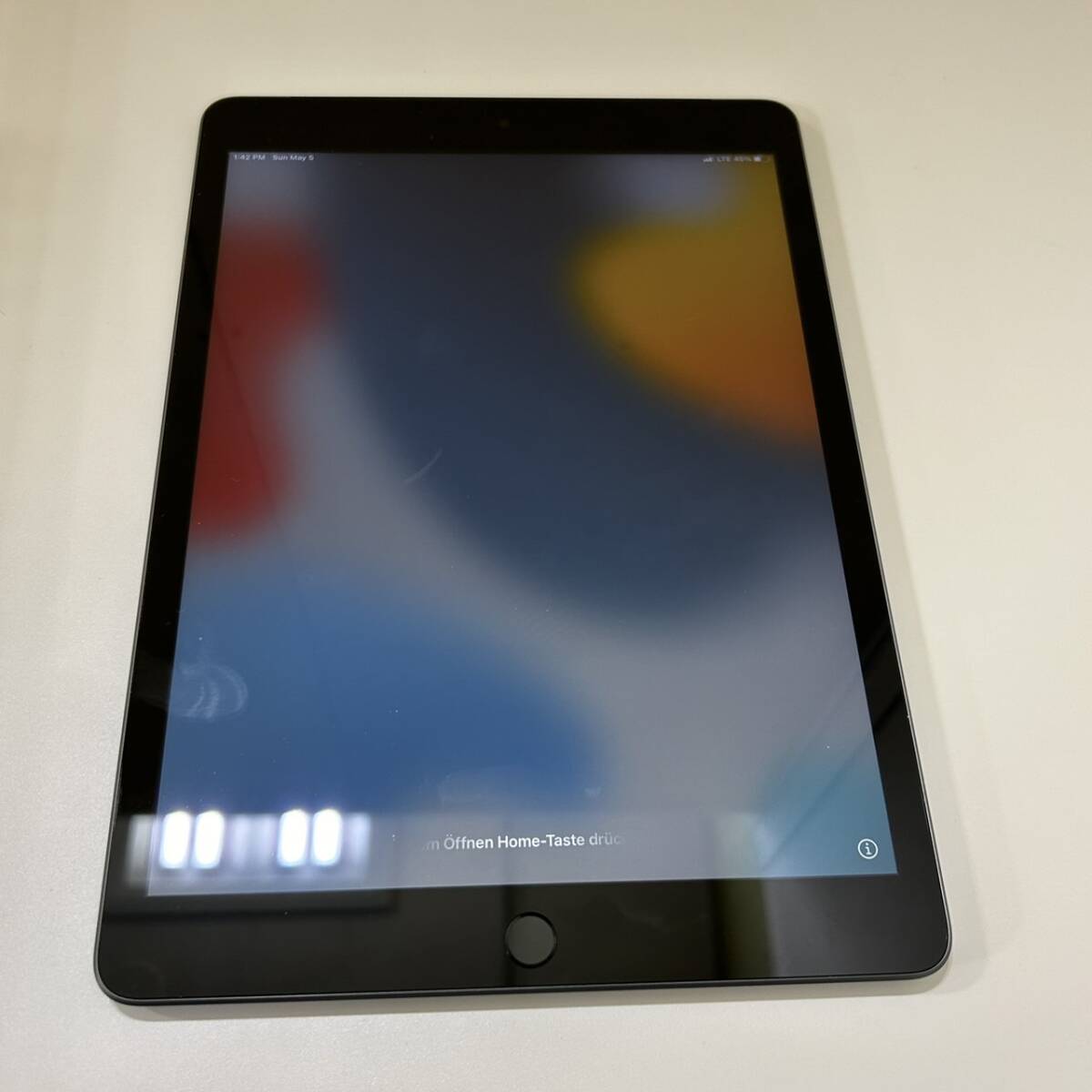 【GSA-140】1円スタート iPad アイパッド 第9世代 64GB A2604 アップル 初期化済み 判定「-」 SIMフリー グレー 本体のみ 現状品の画像1