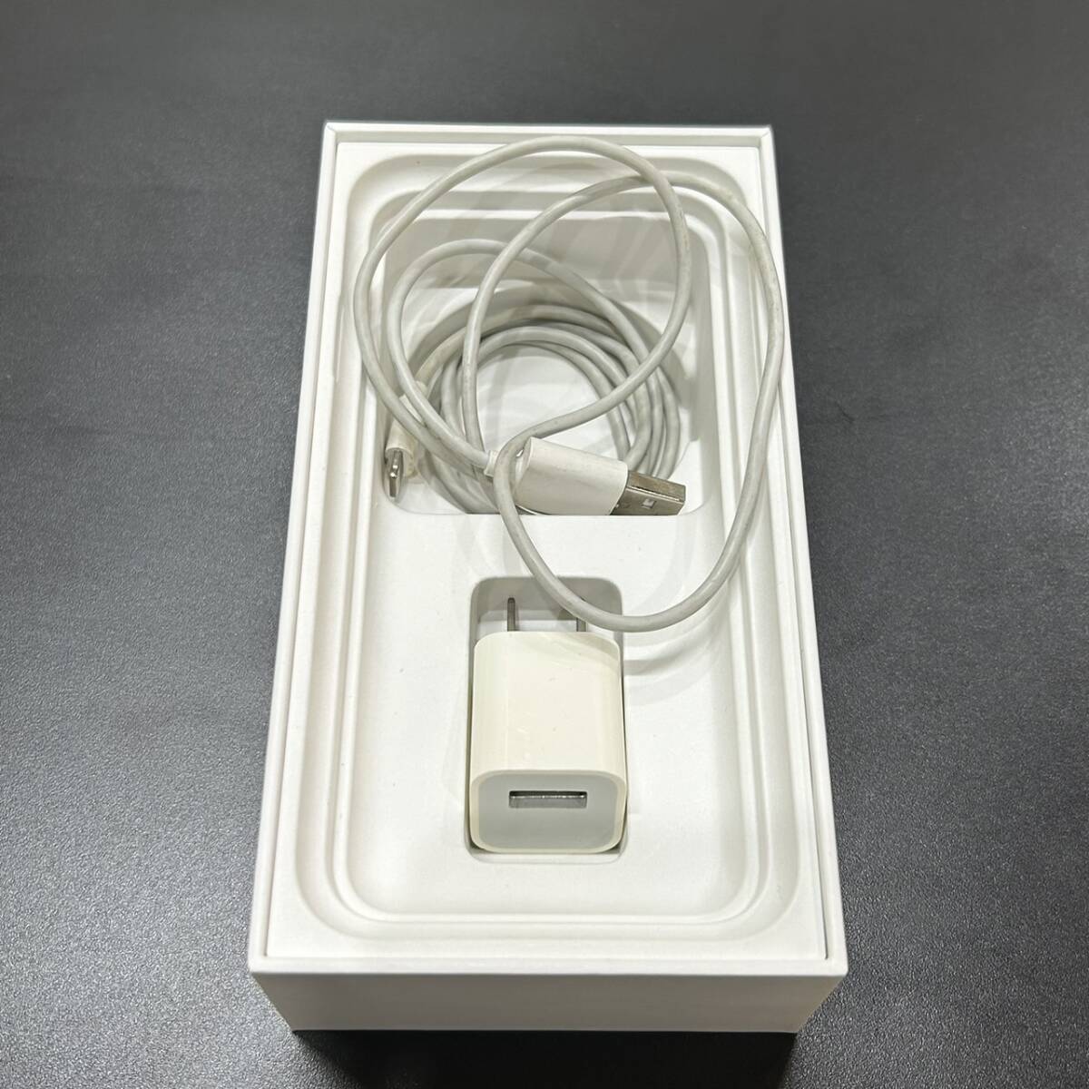 【MYT-4127】1円スタート iPhone11 64GB White A2221 apple SIMロックあり バッテリー85％ 判定〇 初期化済 付属品 箱あり 現状品_画像9