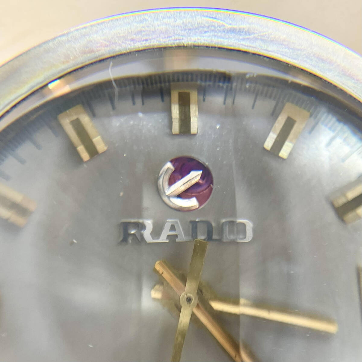 ▲▽918【稼働品】RADO BALBOA V 腕時計 自動巻き デイト カットガラス アナログ 3針 ラドー バルボア メンズ ゴールド×シルバー文字盤△_画像6