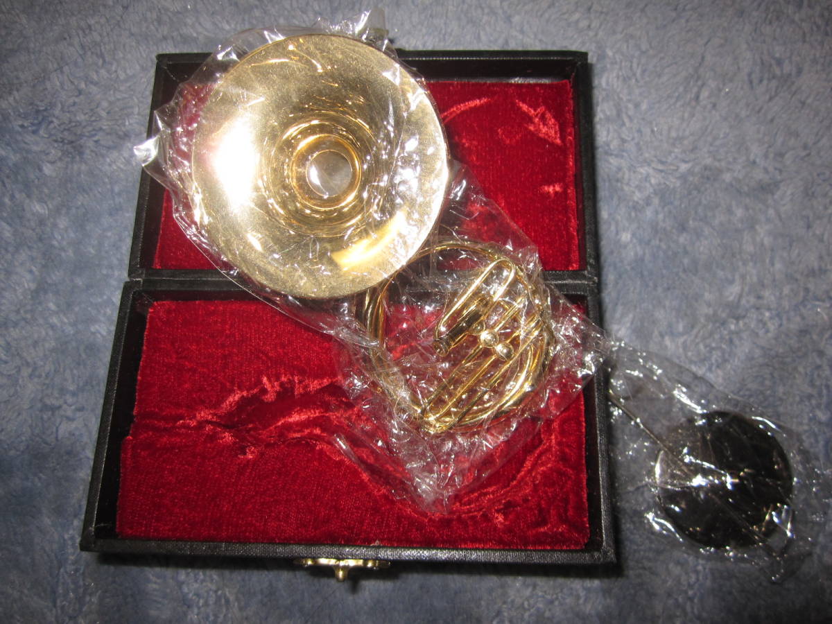  rare! miniature musical instruments ( figure ) Hsu The phone color Gold made of metal 1/6(14cm)( decoration thing . sound is doesn't go out )