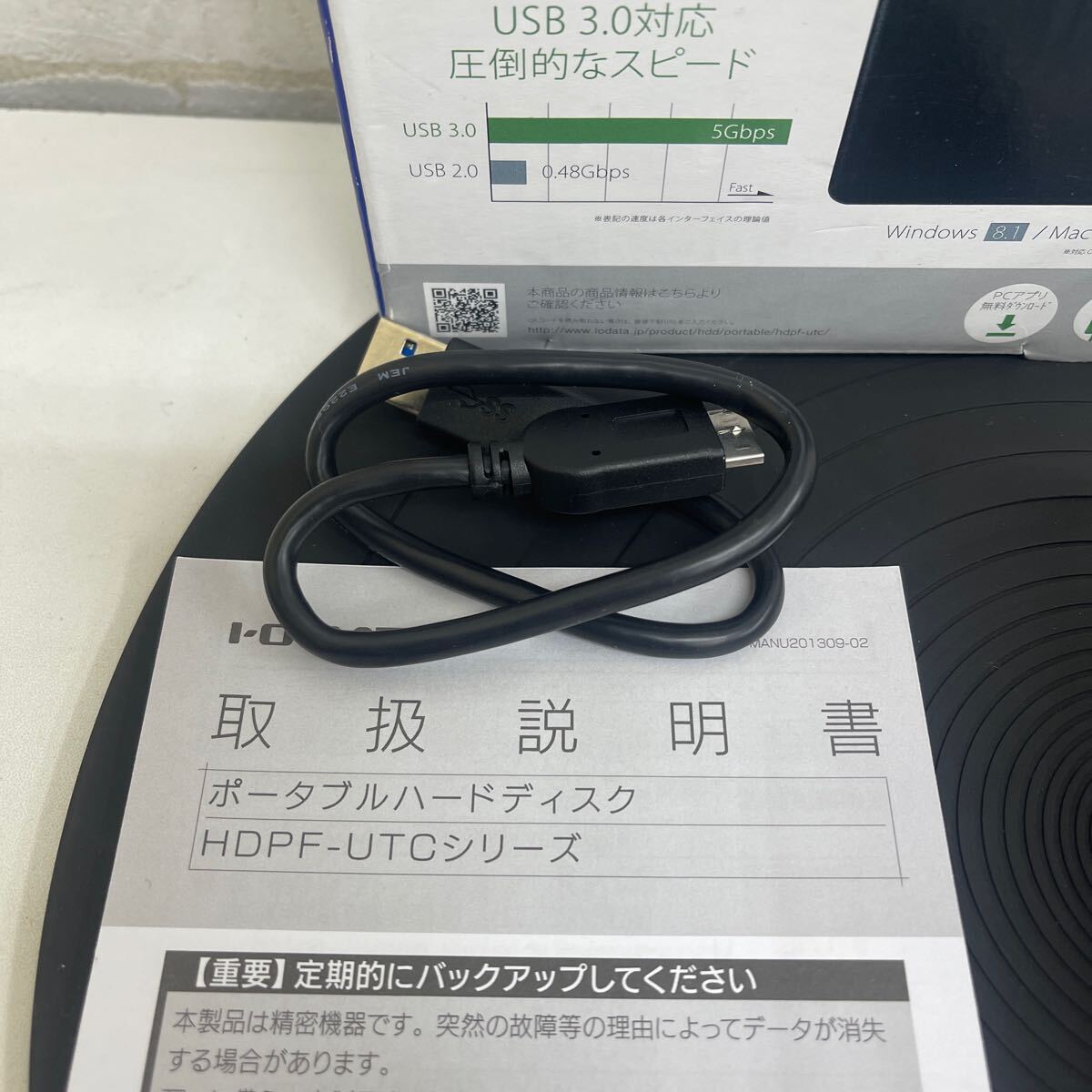 Y319. 1. ■I-O DATA アイ・オー・データ 【HDPF-UT500K】 ポータブルハードディスク 500GB.の画像5