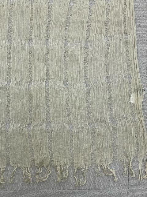 (J03406) Issey Miyake ISSEY MIYAKE PwRMANwNTwlinen large size stole shawl beige group 