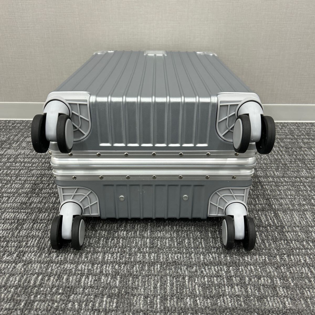  Carry case suitcase machine inside bringing in 40L carry bag silver 