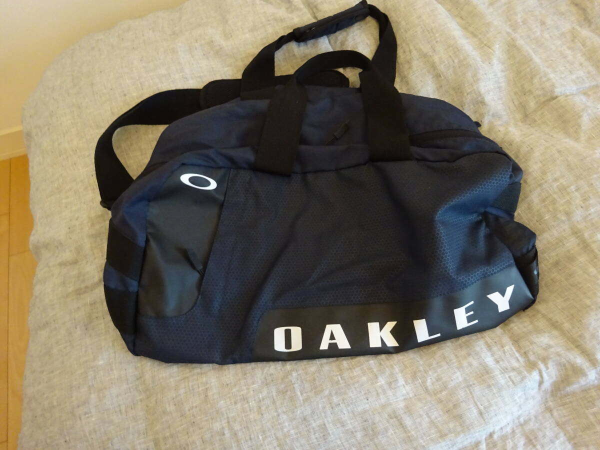  Oacley *OAKLEY* спорт сумка * б/у 