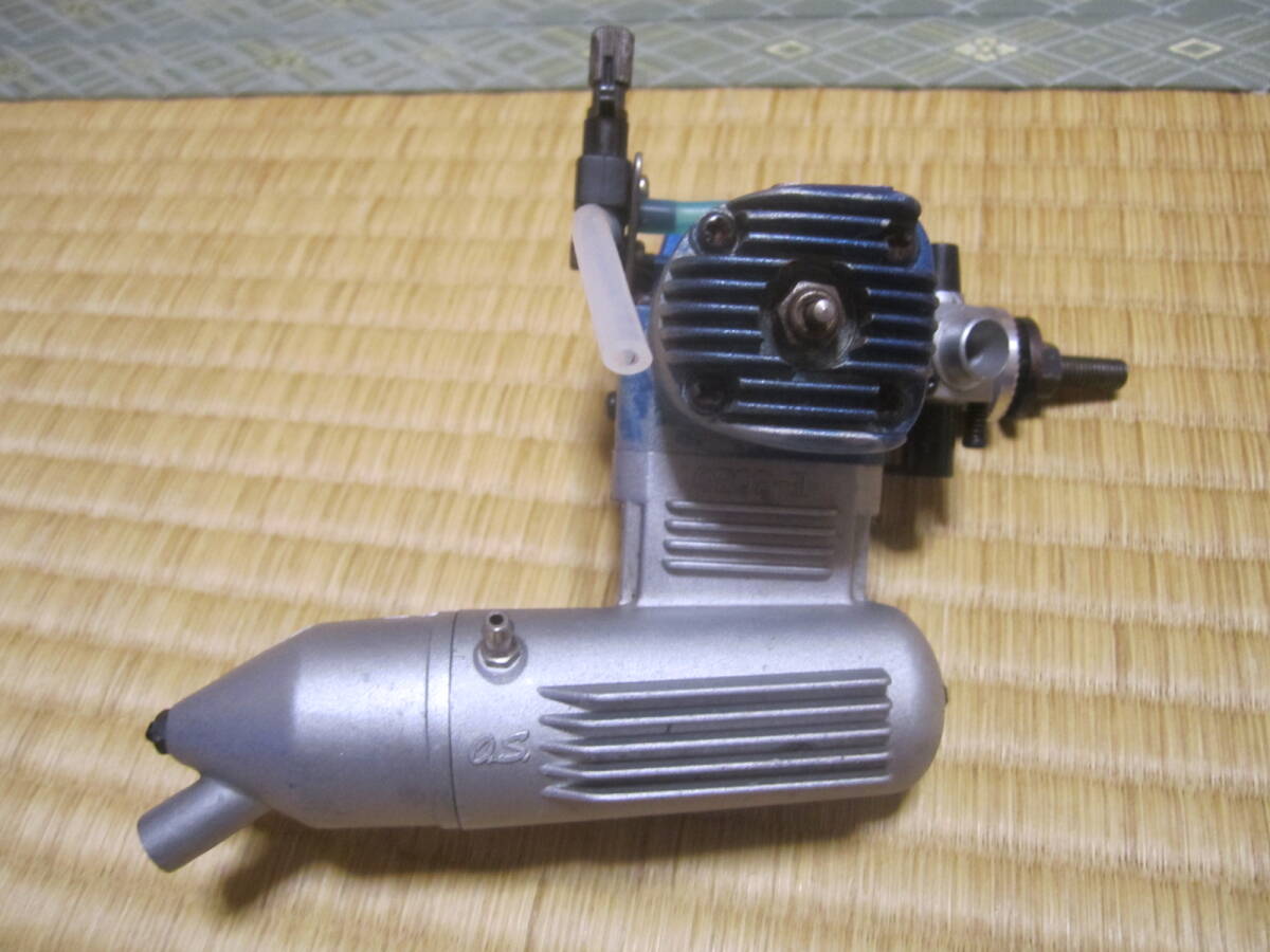 O.S.MAXエンジン○61F SR ABC○飛行機用エンジン○マフラー○丸 O.S.MAXエンジン○61F SR ABC○飛行機用エンジン○マフラー○丸