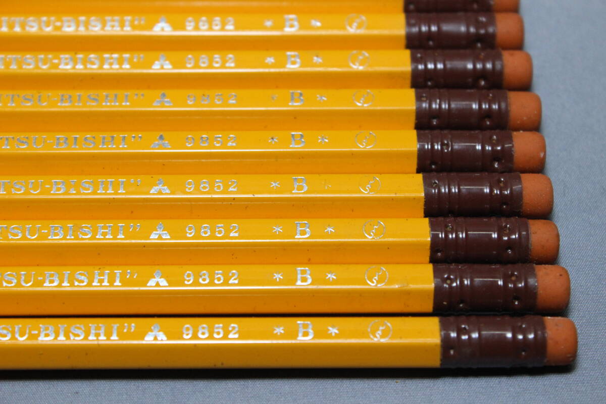 昭和レトロ 三菱鉛筆 ゴム付き鉛筆 ＃9852 硬度B 5ダース 旧パッケージ 未使用 当時物 の画像8