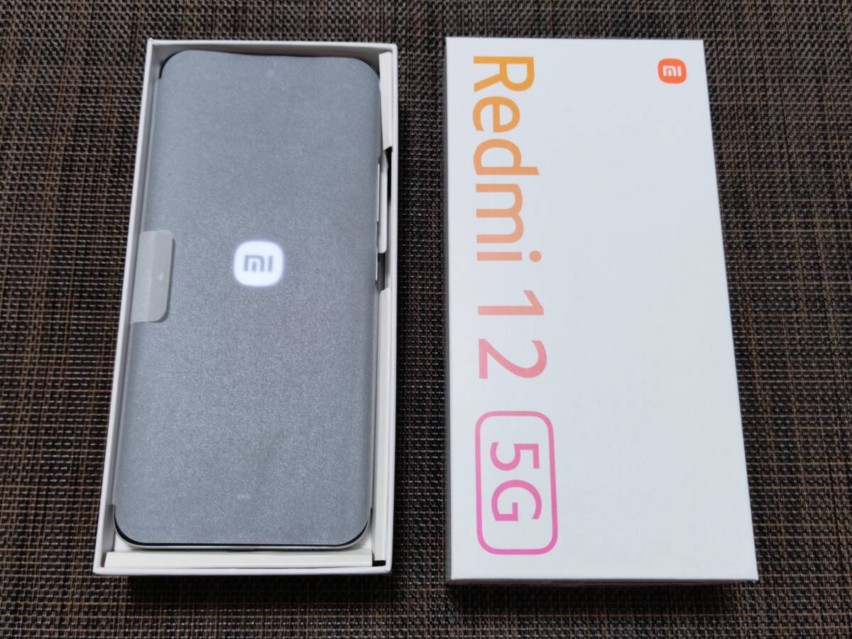 [ дополнение ]Xiaomi Redmi 12 5G XIG03 XIG03SSA Pola - серебряный UQ мобильный 