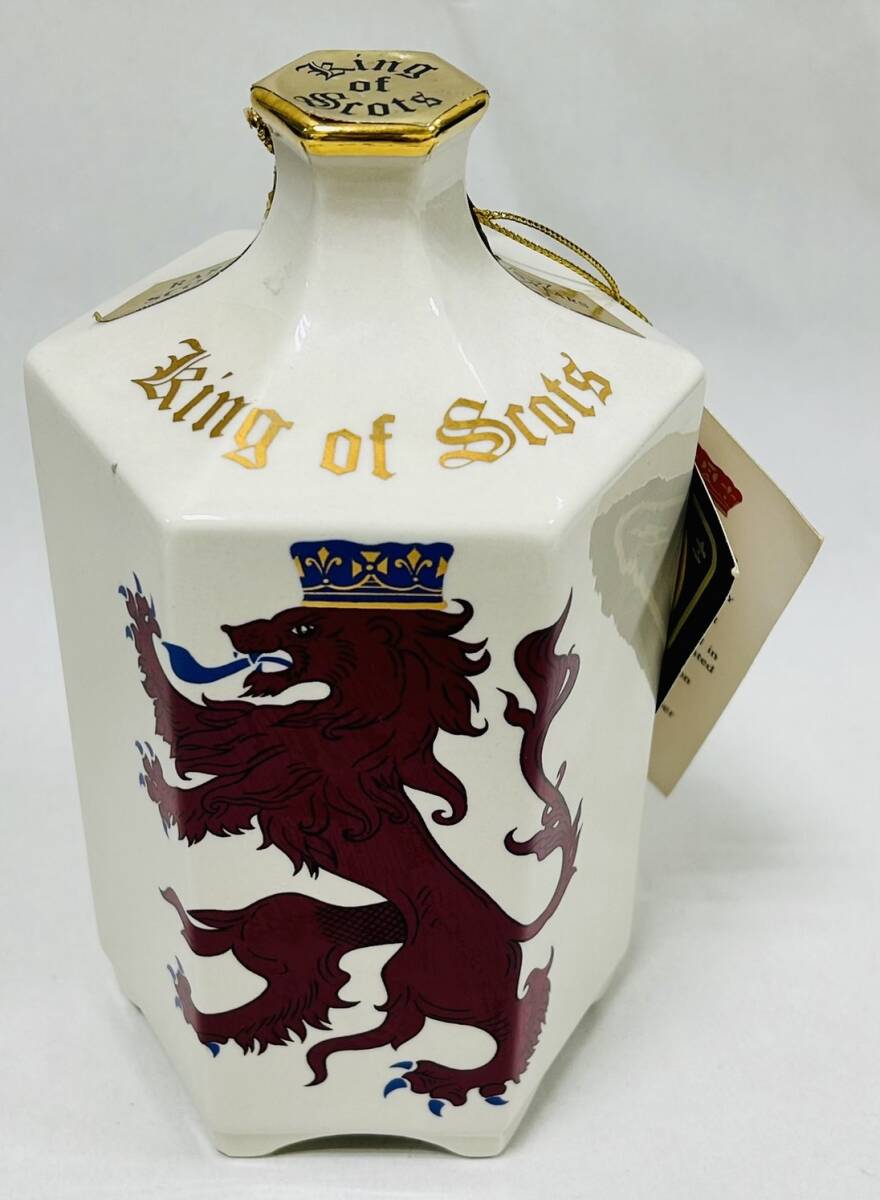 【MIA11384SH】1円スタート King of Scots キング オブ スコッツ 17年 白赤 陶器ボトル 750ml 43％ 総重量約1037g 未開栓の画像4