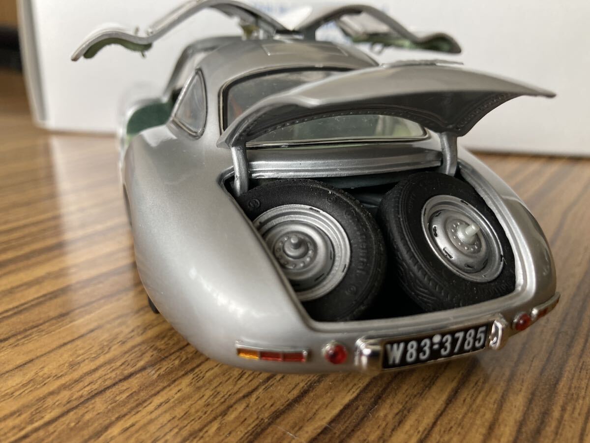 CMC Mercedes 300 SL 1952 Carrera Panamericana 1/24 CMC Mercedes 300 SL 1952 Carrera Panamericana 1/24