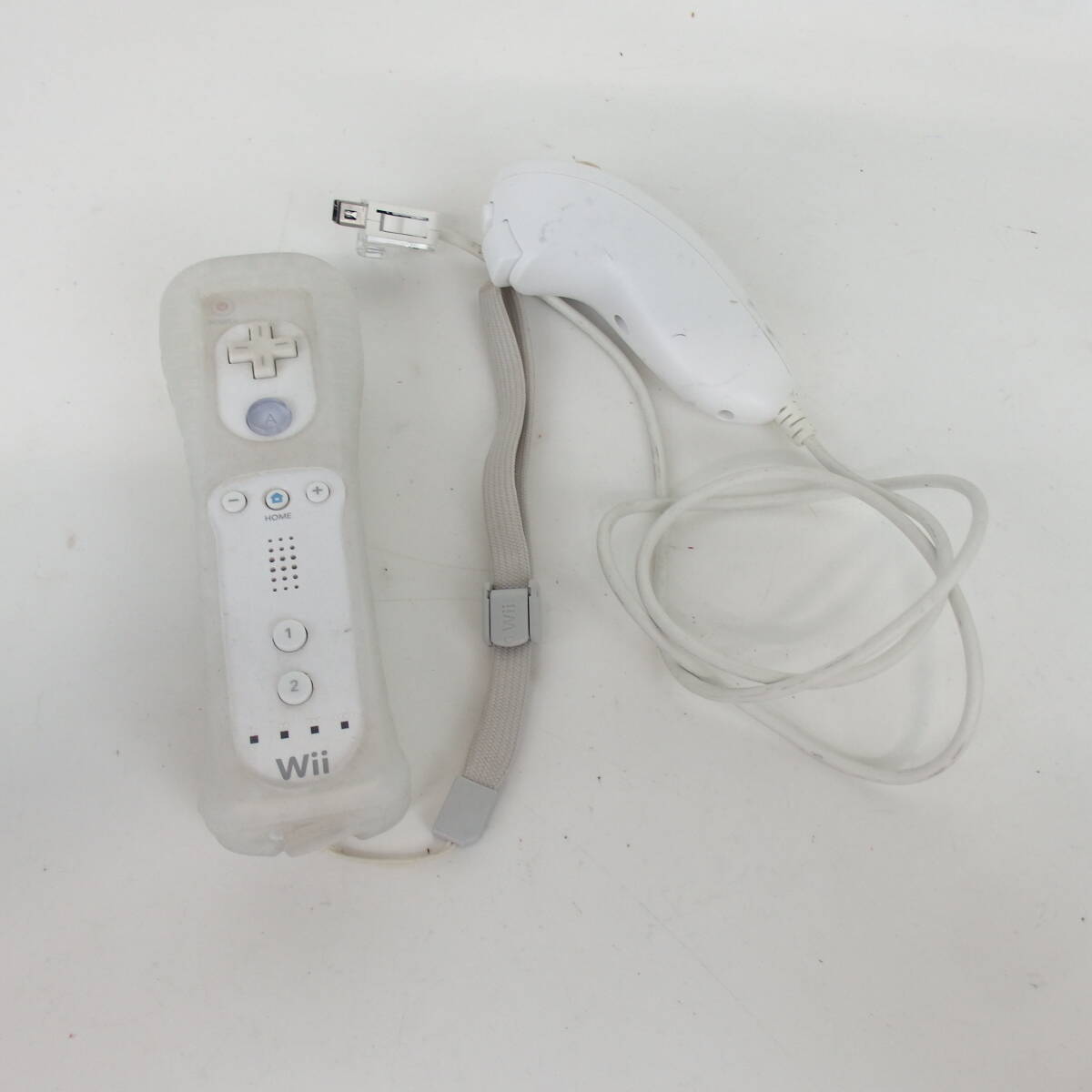 1円スタート 任天堂 Wii RVL-001 本体 ホワイト Wiiリモコン・ヌンチャク まとめ売り 3-31_画像4