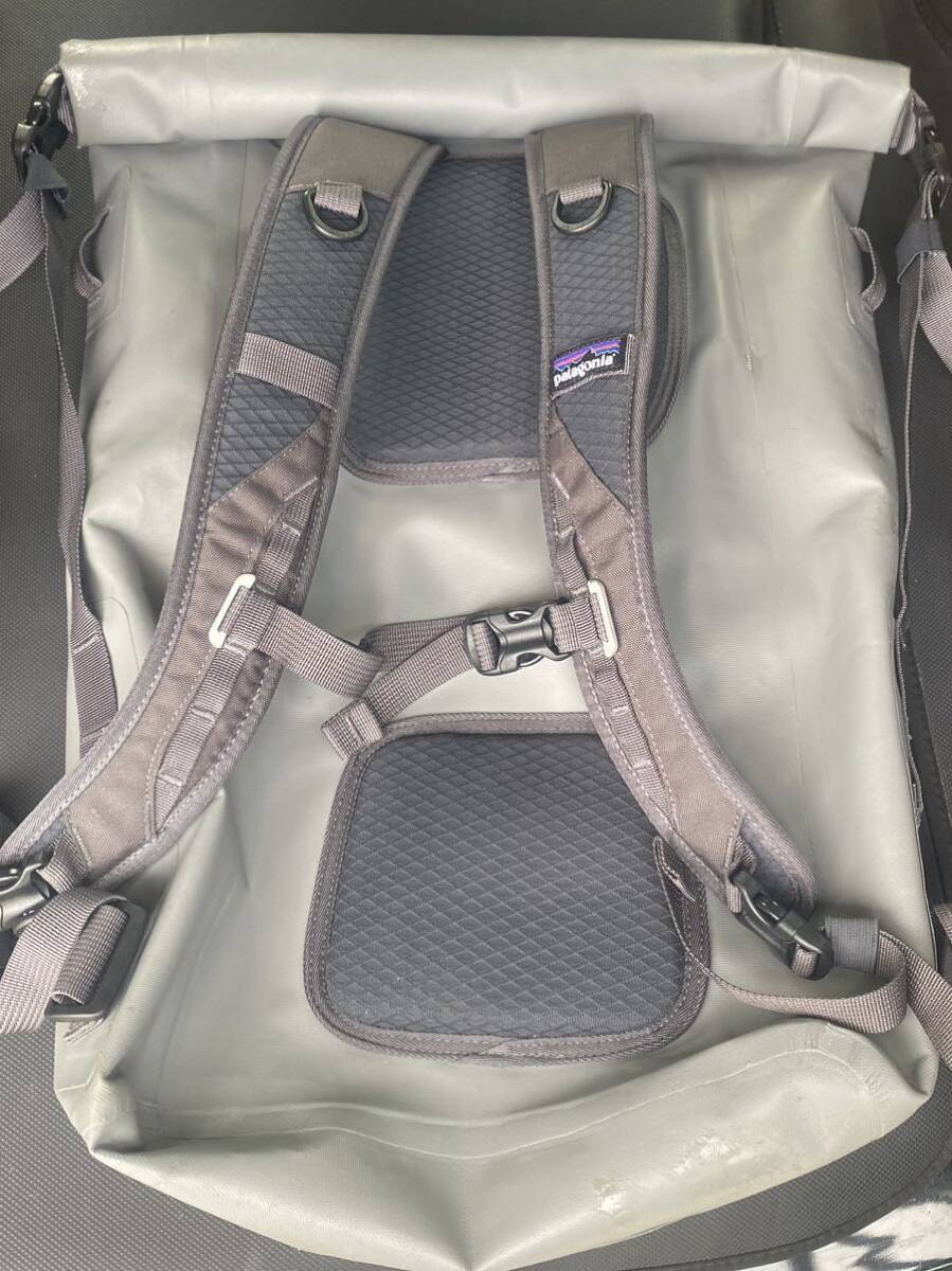 ＜patagonia パタゴニア＞ Stormfront Roll Top Pack 30L ストームフロント・ロールトップ・パック 30Lの画像2