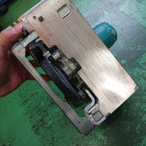 【中古現状品】MAKITA　マキタ　HS470DZ　充電式丸ノコ　本体のみ_画像7