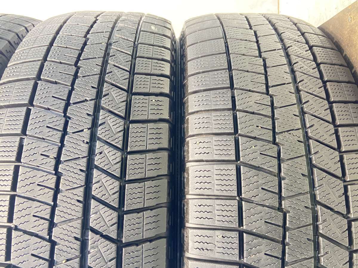 中古タイヤ スタッドレスタイヤ 4本セット 215/65R16 ダンロップ ウインターマックス03_画像3