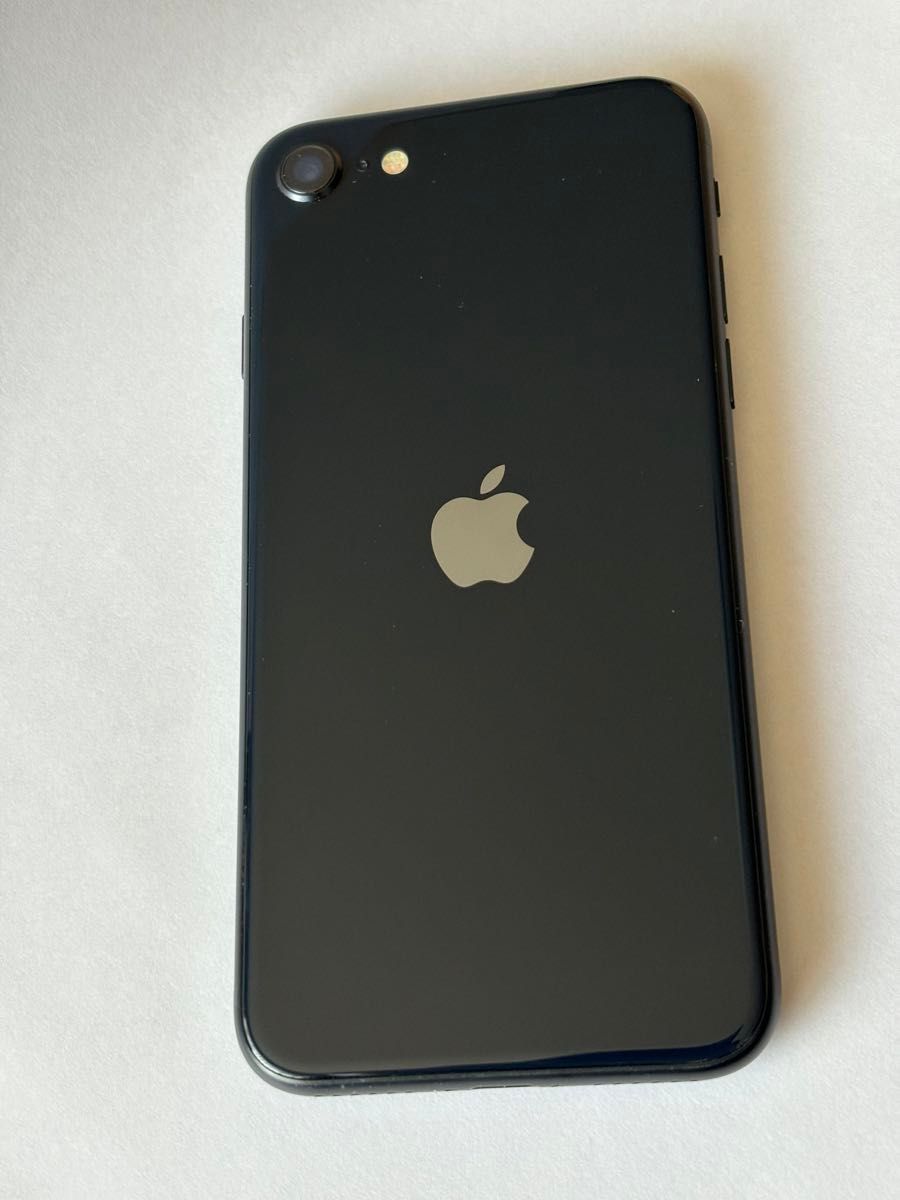iPhoneSE 第3世代 64MB ブラック ミッドナイト 本体のみ SE3 Apple