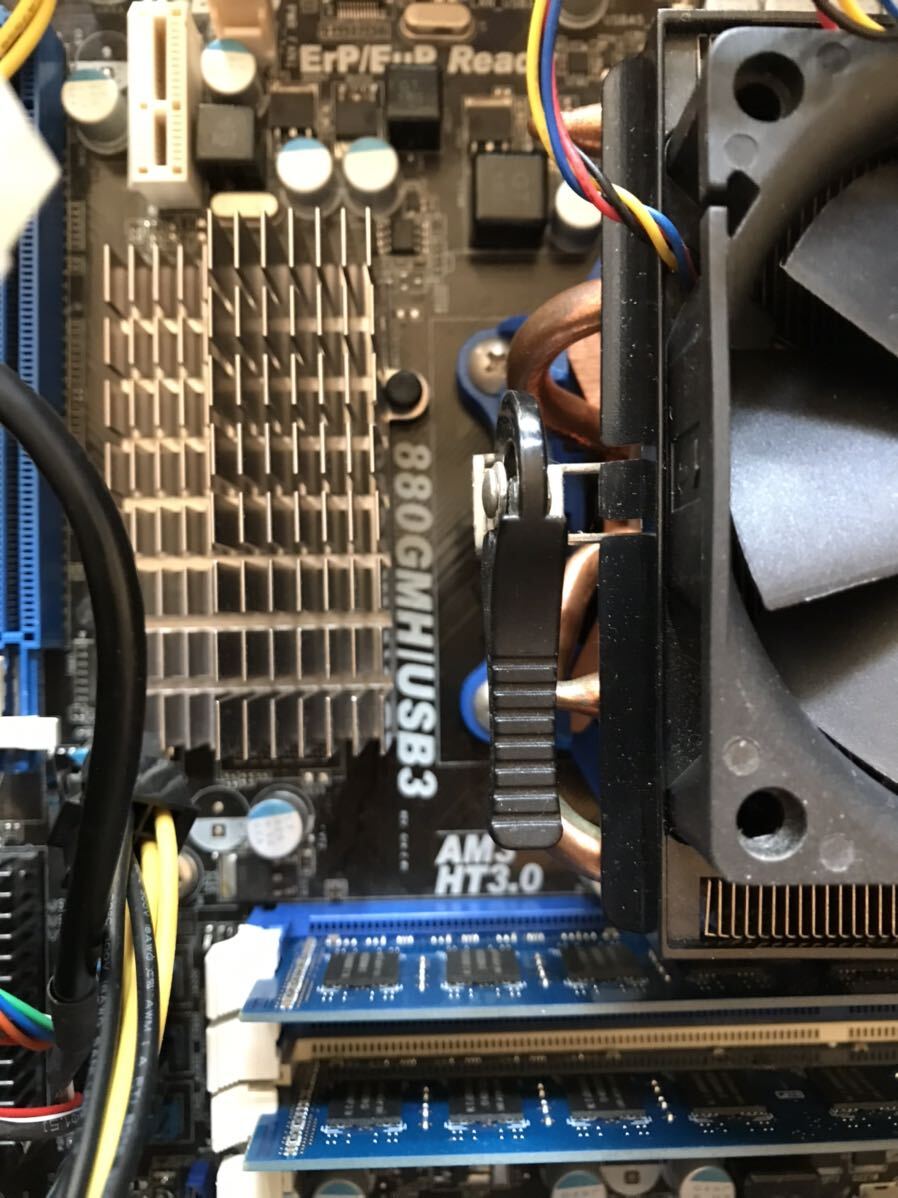 ジャンク Phenom II X4 965 Asrock 880GMH/USB3 メモリDDR3 8G Antec 部品取りの画像5