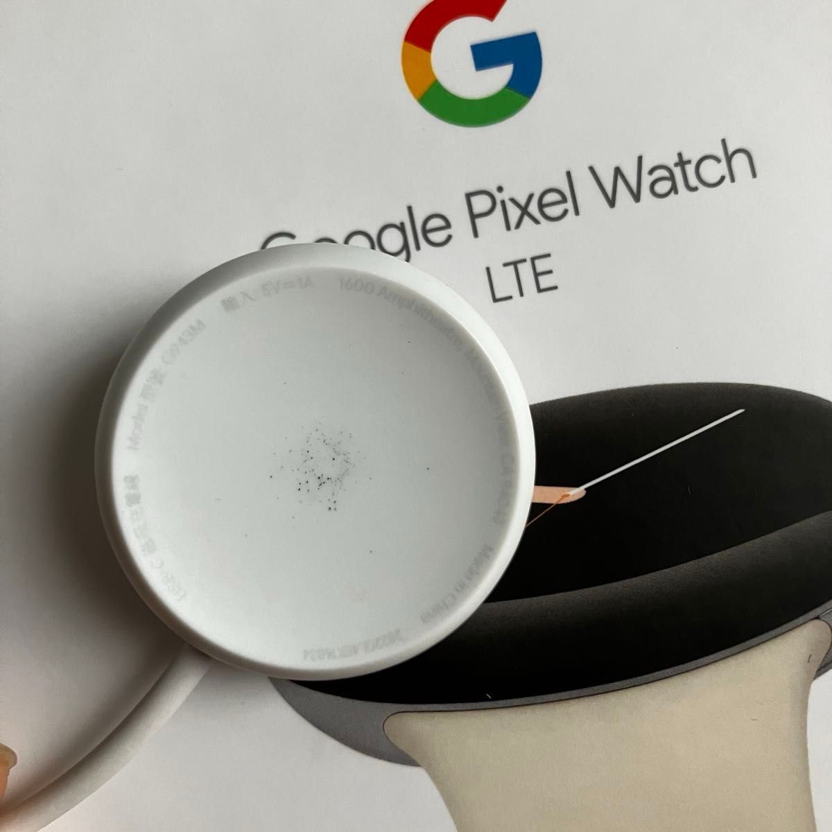 Google Pixel Watch LTE Polished Silver ステンレスケース / Chalk アクティブ バンド