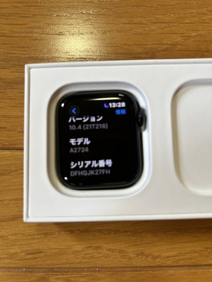 美品 Apple AppleWatch SE 第2世代 GPS＋Cellularモデル MNPY3J/A 44mm ミッドナイトスポーツバンド アップルウォッチ バッテリー99％_画像4