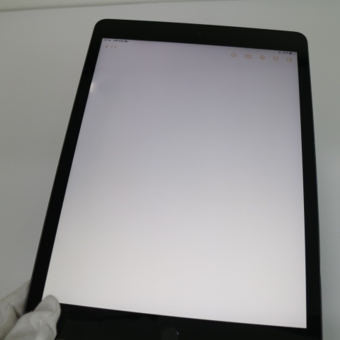 美品 iPad7 第7世代 wi-fiモデル 32GB スペースグレイ 本体 中古 あすつく 土日祝発送OK_画像3