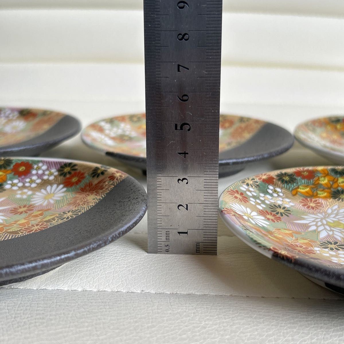 九谷焼　秀山窯　金花詰　銘々皿揃え　5枚セット　小皿　金彩　色絵　和食器　取り皿