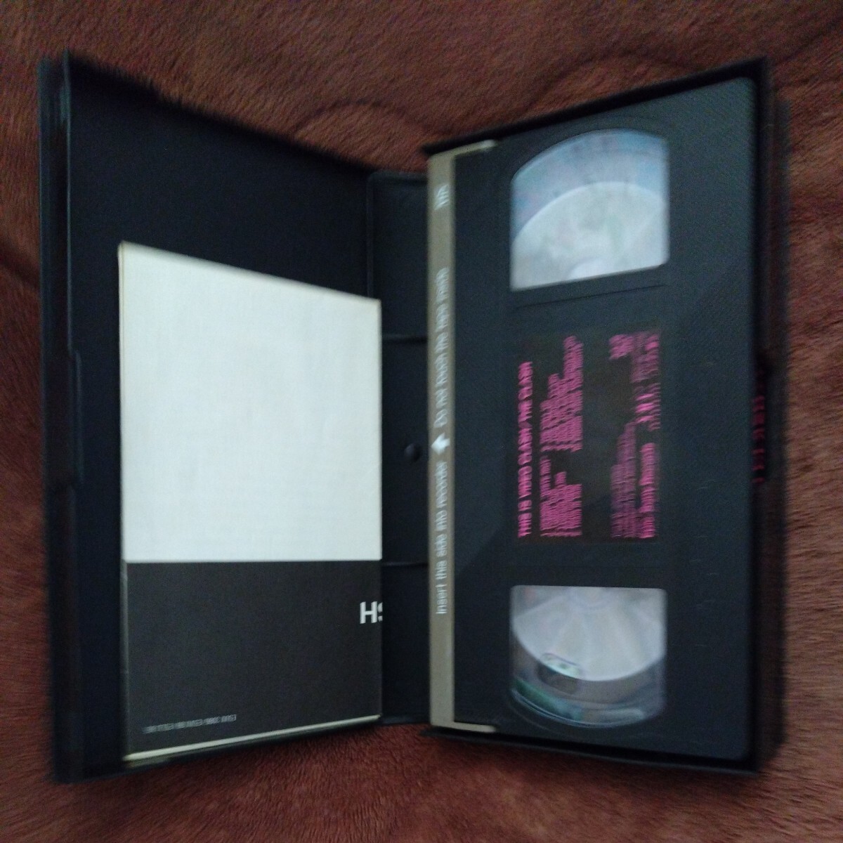 ★ジャンク品★This is VIDEO CLASH ザ・クラッシュ VHSビデオテープ パンク_画像4