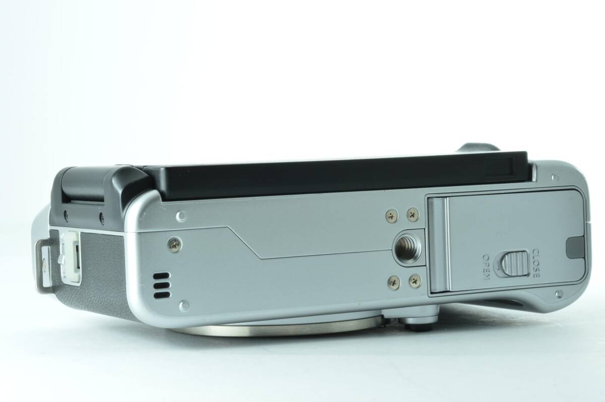富士フイルム X-A7 ミラーレス一眼カメラ XC15-45mm F3.5-5.6 OIS PZレンズ付 シルバー_画像5