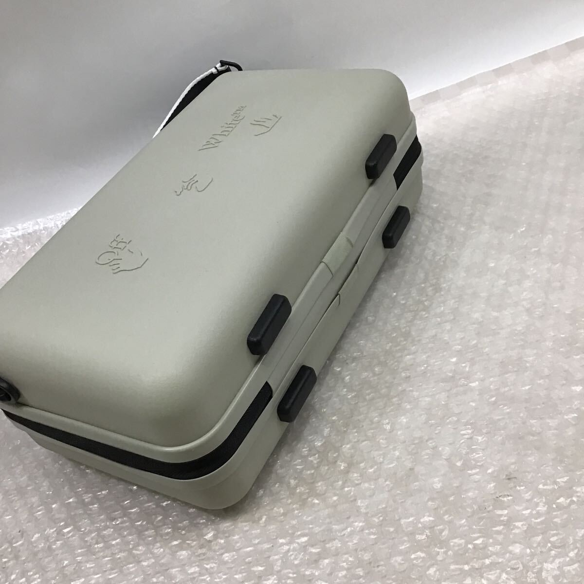 c8[ including in a package possible ]1 start Off-White shoulder bag eggshell white amo-re Pacific protection BOX case 