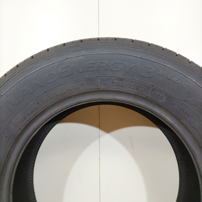 TOYO TIRES トーヨー 185/70R14 88S NANOENERGY 3 PLUS ノーマルタイヤ 夏タイヤ サマータイヤ 4本セット [ A3575 ] 中古タイヤ_画像7