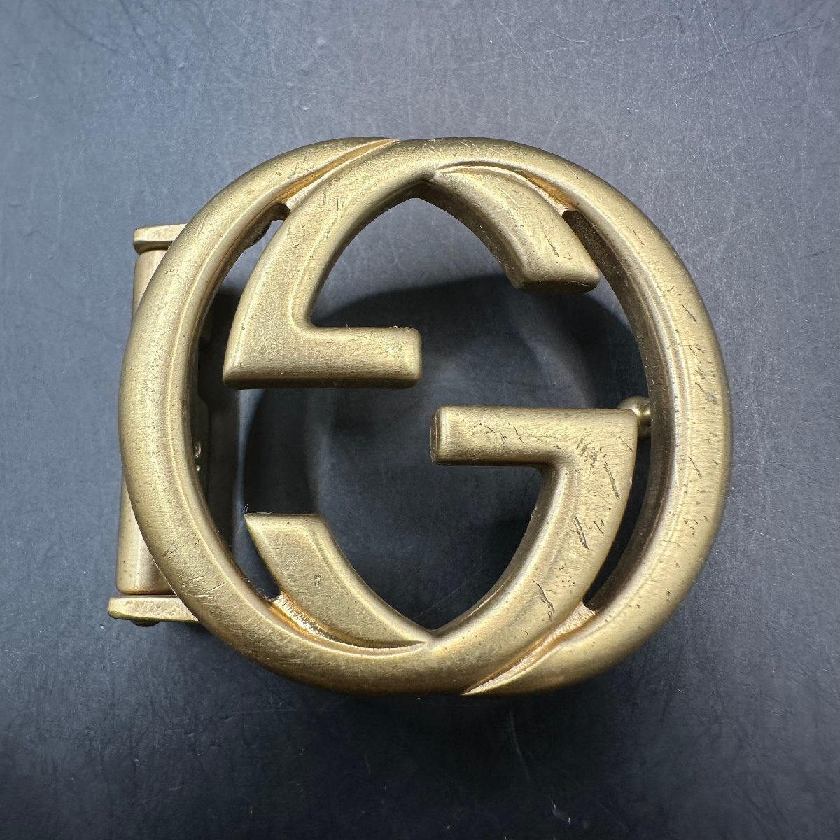 q706 Vintage GUCCI Gucci buckle junk Logo buckle Gold color 