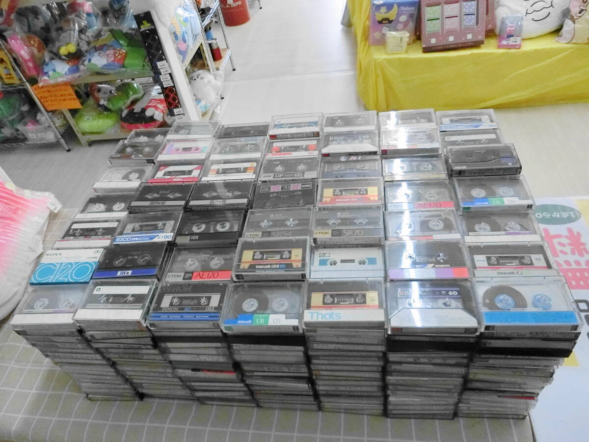 [ used .] cassette tape large amount together 800ps.@ and more SONY TDK DENON AXIA maxell FUJI EICO 1PD etc. 