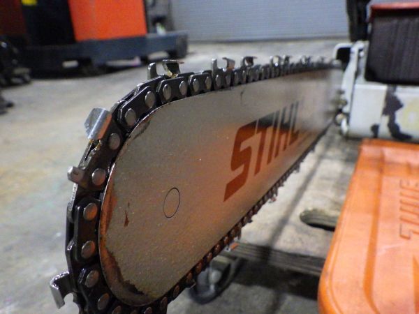 f1681▼ スチール 038AV エンジン チェンソー ガイドバー500mm 62cc 木工 切断 STIHL 中古_画像6