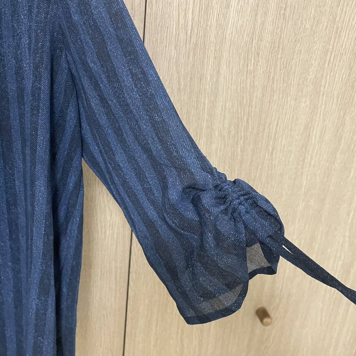 綺麗 ファイブフォックス K.T カーディガン羽織り ネイビー系 リボン 素敵 大人 上品 ブラウスの画像4