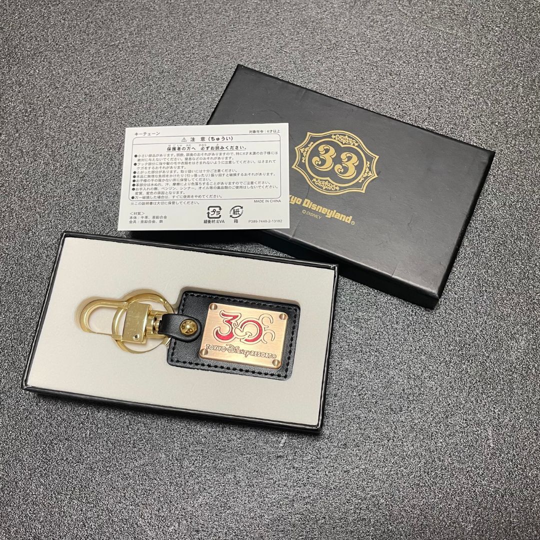 【club33】限定★ 新品未使用品 ディズニーランド クラブ33 キーホルダー キーリング 30周年 限定 会員制 ディズニー ★ シー_画像1