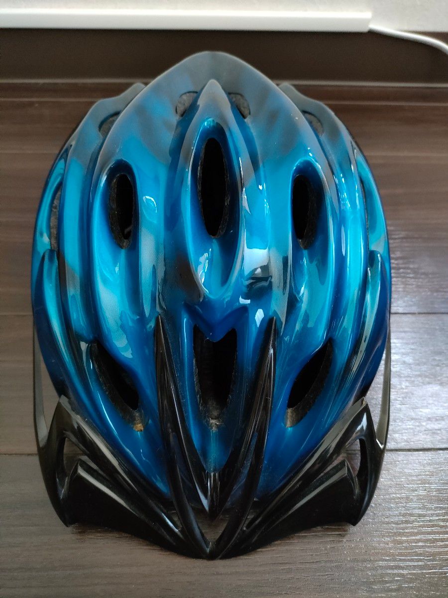 CE規格（EN 1078） 自転車用ヘルメット 軽量 重さ267.5g