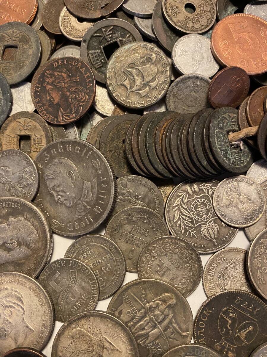 【1円スタート】日本 外国 古銭 雑銭 おまとめ 大型貨幣 コイン ヨーロッパ アメリカ 銀貨 大量 身辺整理品の画像10