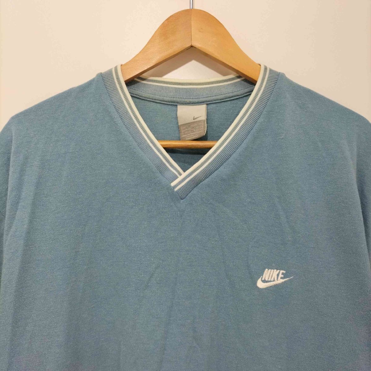 NIKE(ナイキ) 00s ワンポイントロゴVネックTシャツ メンズ import：L 中古 古着 0222_画像5