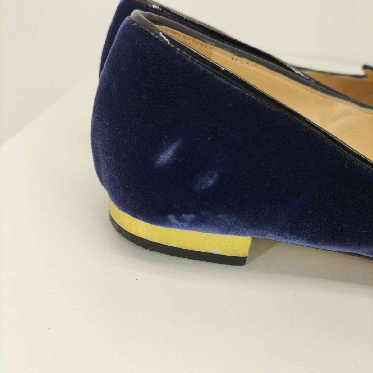 CHARLOTTE OLYMPIA(シャーロットオリンピア) KITTY FLATS ベロア キャット 刺 中古 古着 0544_画像4