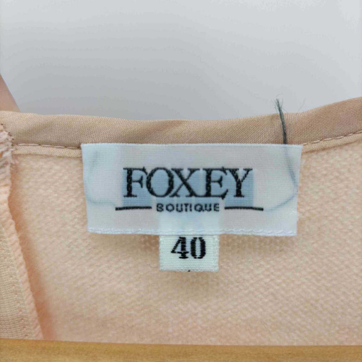 FOXEY(フォクシー) 素材切替カシミヤニットワンピース レディース JPN：40 中古 古着 0424_画像6