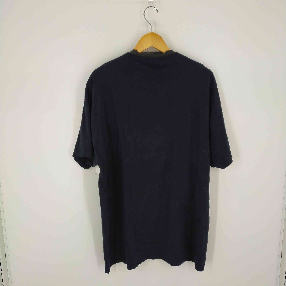 USED古着(ユーズドフルギ) BLACK MIRROR PRINT S/S TEE メンズ 2X 中古 古着 0623_画像2