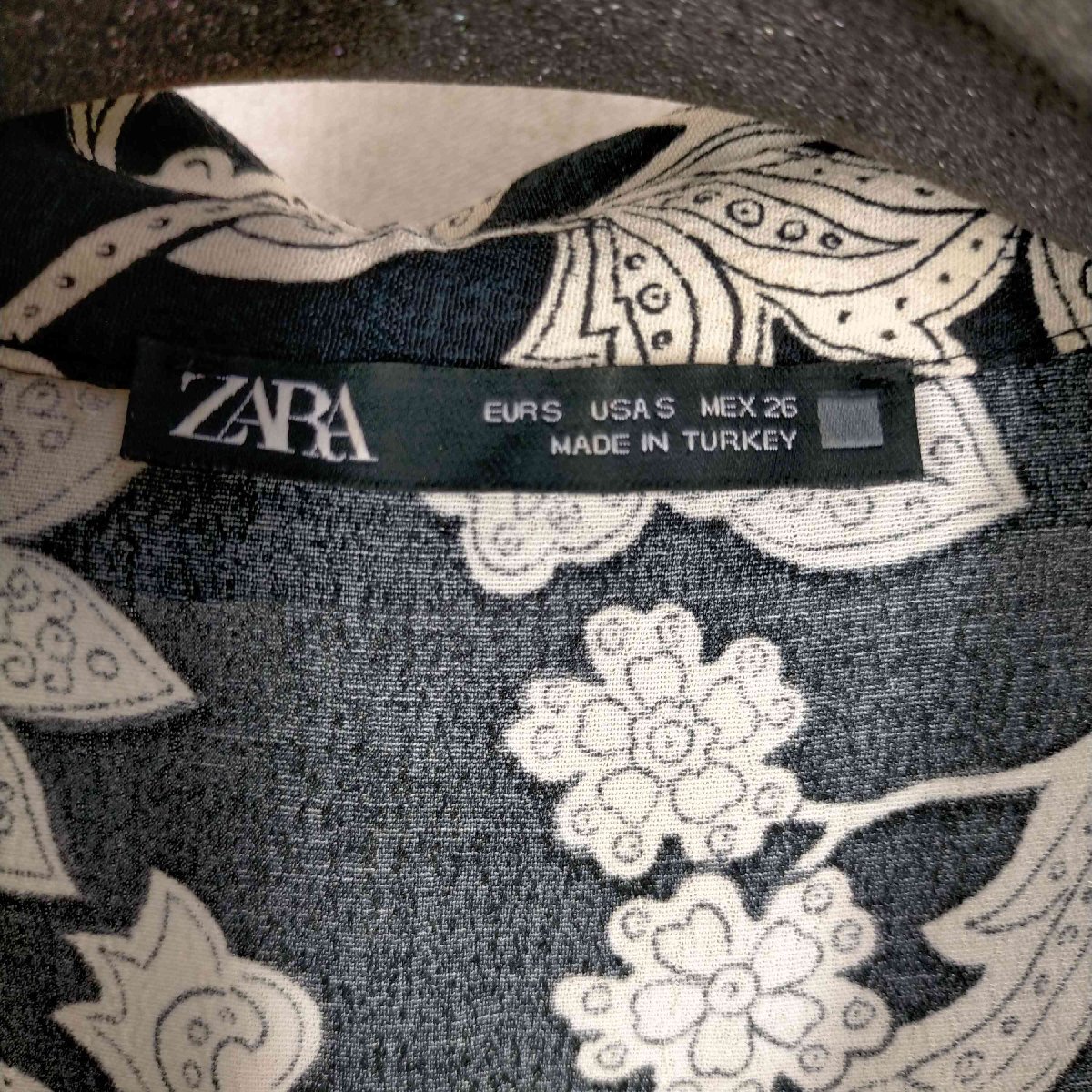 ZARA(ザラ) 総柄ボタンワンピース レディース JPN：S 中古 古着 1142_画像6