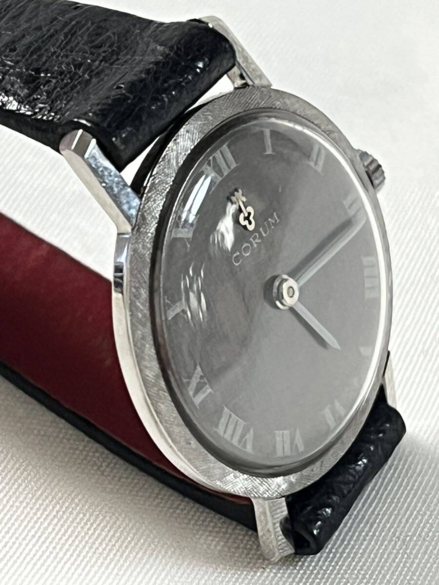 CORUM SWISS MADE hand winding wristwatch Corum Vintage Switzerland made antique used 