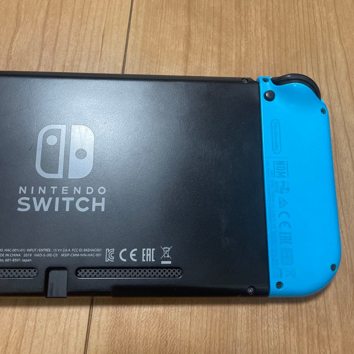 0605011【2019年製】新型 Nintendo Switch ネオンブルー ネオン 0605011【2019年製】新型 Nintendo Switch ネオンブルー ネオン